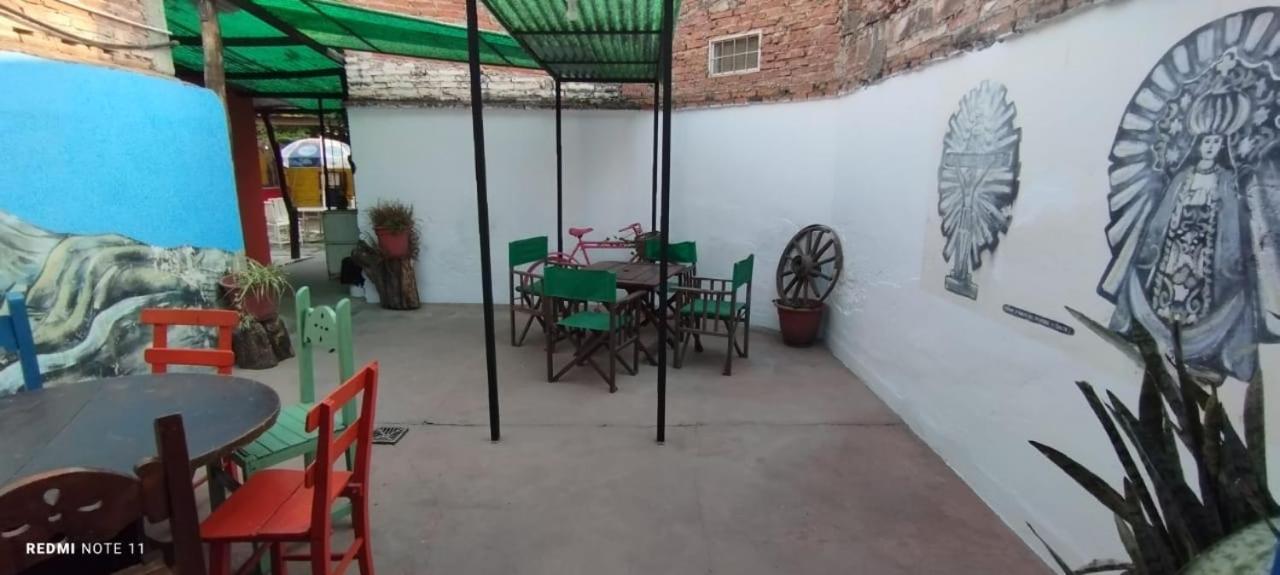 Plaza Hostel Sj 2 Salta Luaran gambar